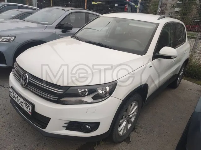 Volkswagen Tiguan, 2016 года, 122 лс, 83699 км