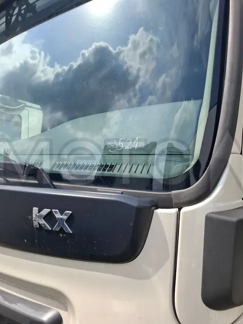 Седельный тягач Dongfeng KX 4x2, 2023 года