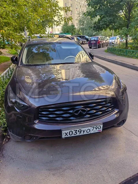 Infiniti FX, 2010 года, 400 лс, 198680 км, полный привод, АКПП