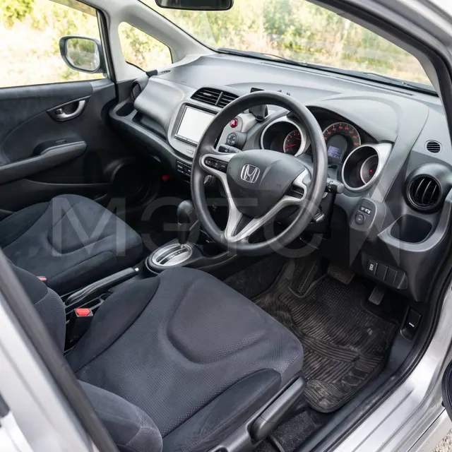 Honda Fit, 2010 года, 100 лс, 308583 км, АКПП