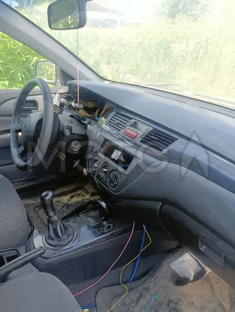 Mitsubishi Lancer, 2004 года, 98 лс, 200000 км, АКПП
