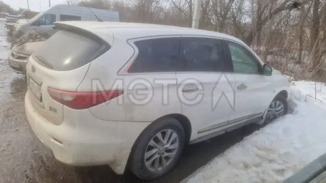 Infiniti JX, 2013 года, 262 лс