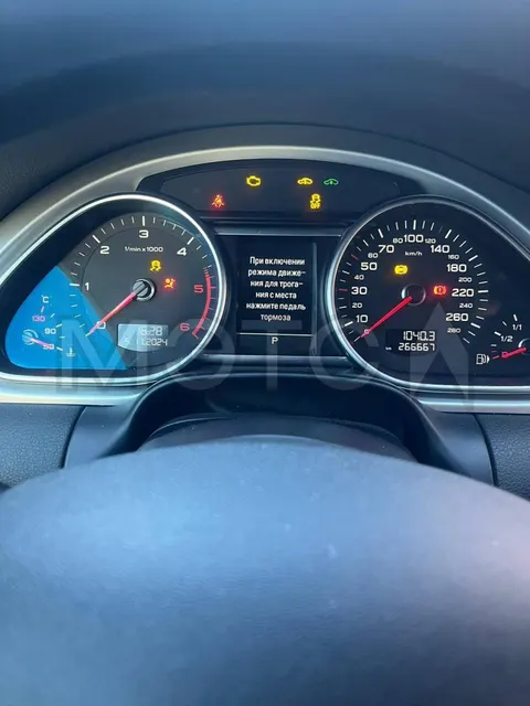 Audi Q7, 2012 года, 245 лс, 266 667 км