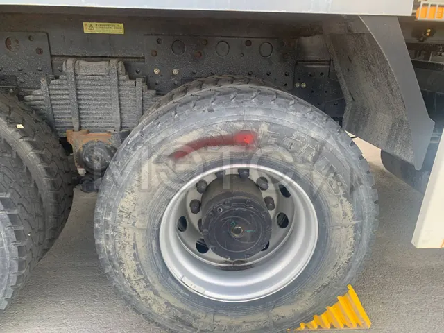 Самосвал Dongfeng KC 8x4, 2023 года