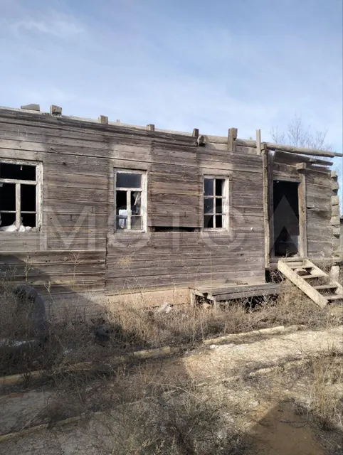 Дом 32,3 кв.м. и земельный участок 837 кв.м. в Астраханской обл.