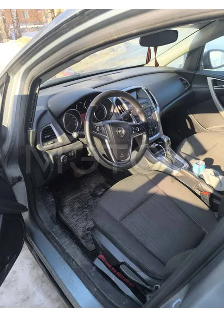 Opel Astra, 2011 года, 140 лс, 207804 км, АКПП