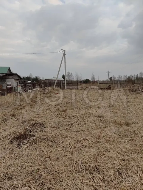 Земельный участок в Новгородской обл., 1093 кв.м.