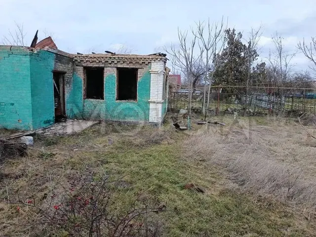 1/3 доля дома и 1/3 доля земельного участка в Ростовской обл.