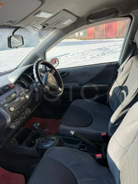 Honda Fit, 2002 года, 86 лс, 322000 км, АКПП