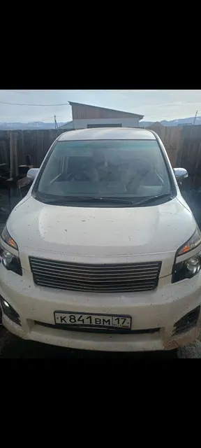 Toyota Voxy, 2011 года, 158 лс, 250178 км
