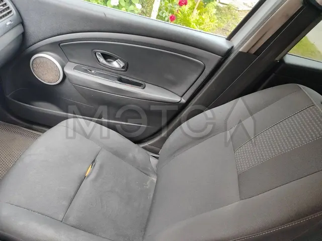 Renault Fluence, 2012 года, 106 лс, 448558 км