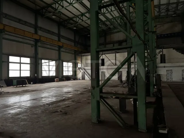 Объект незавершенного строительства и земельный участок 4382 кв.м. в Новокузнецке