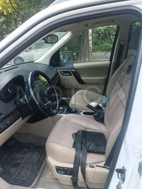 Land Rover Freelander, 2010 года, 191 лс, 300000 км, полный привод, АКПП