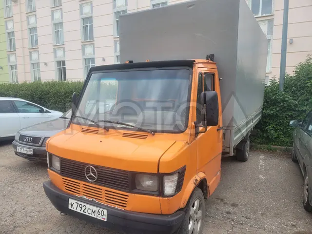 Грузовой автомобиль Мерседес-Бенц 310 D, 1990 года