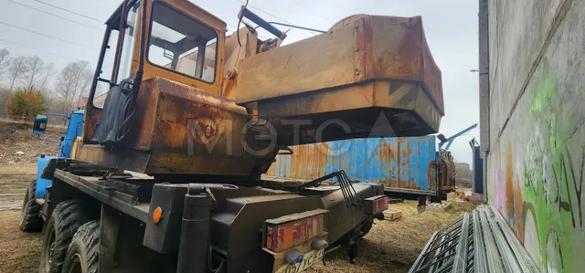 Кран автомобильный КС 35714, 2010 года
