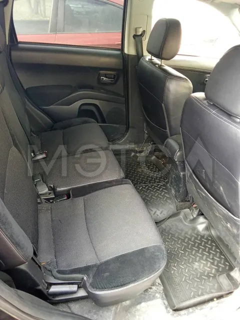 Citroen C-Crosser, 2011 года, 147 лс, 251578 км, АКПП
