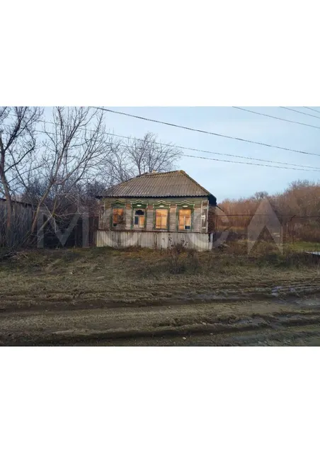 1/4 доля дома и 1/4 доля земельного участка в Саратовской обл.