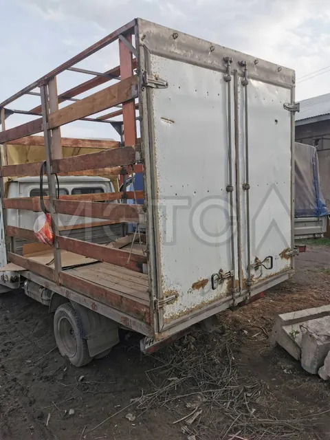 Грузовой бортовой автомобиль 37051С, 2007 года