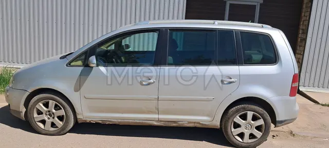 Volkswagen Touran, 2005 года, 140 лс, 368000 км, АКПП