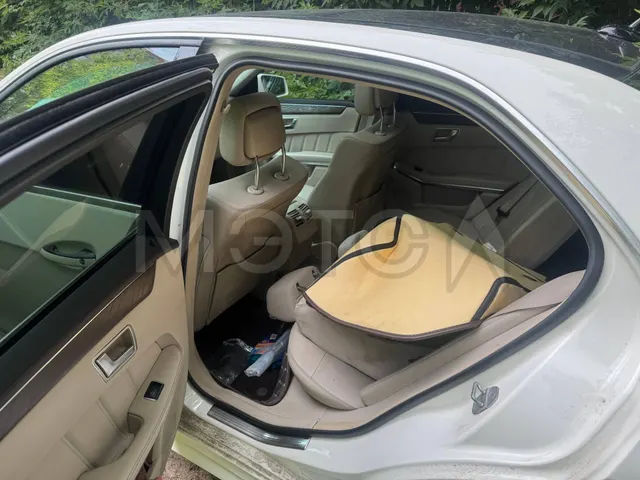 Mercedes-Benz E-Класс, 2014 года, 249 лс, полный привод, АКПП