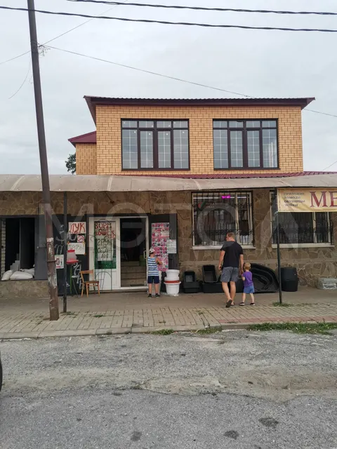 100% доля в уставном капитале общества с ограниченной ответственностью «ПИВНОЙ БАР»