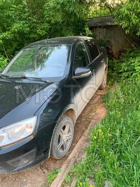 Lada Granta, 2014 года, 87 лс, 221000 км