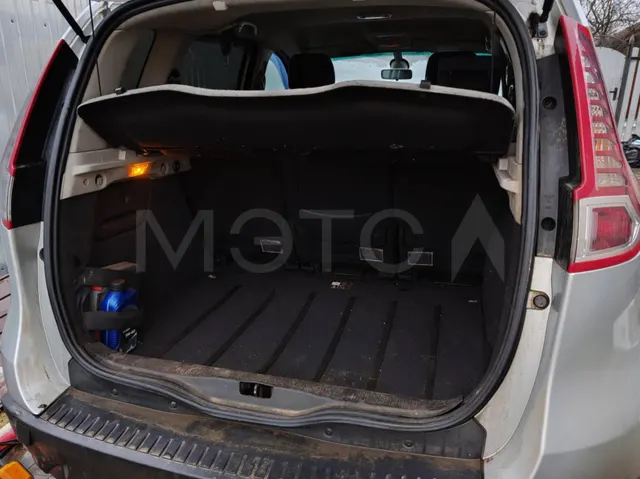 Renault Scenic, 2010 года, 106 лс, 220596 км