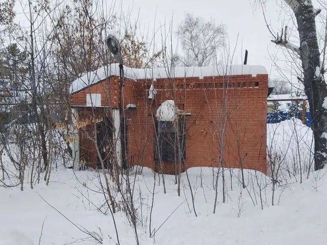 Здание 23,8 кв.м. и земельный участок 121 кв.м. в Самарской обл.