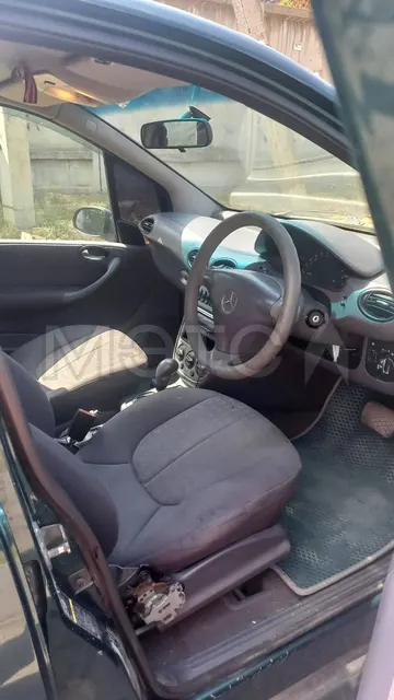 Mercedes-Benz A-Класс, 2002 года, 102 лс, 260000 км, АКПП