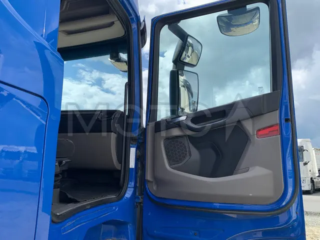 Грузовой тягач седельный SCANIA R4X200 ADR FL, 2020 года