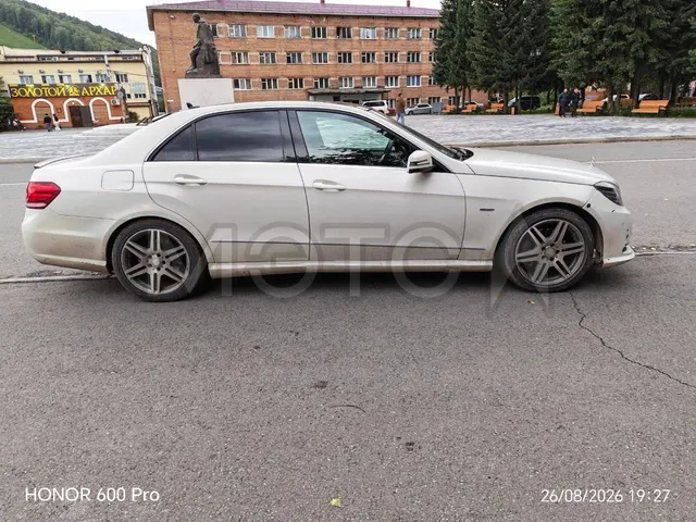 Mercedes-Benz E-Класс, 2010 года, 184 лс, 326791 км, АКПП