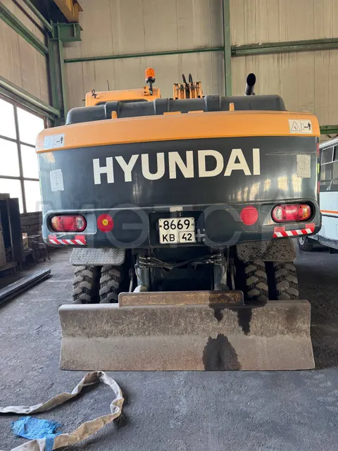 Экскаватор колесный Hyundai R180W-9S, 2013 года