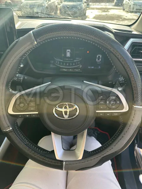 Toyota Raize, 2019 года, 98 лс, 112338 км, АКПП