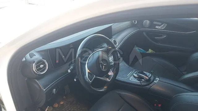 Mercedes-Benz E-Класс, 2018 года, 184 лс, 270000 км, АКПП
