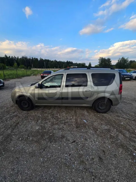 Lada Largus, 2021 года, 106 лс, 557896 км