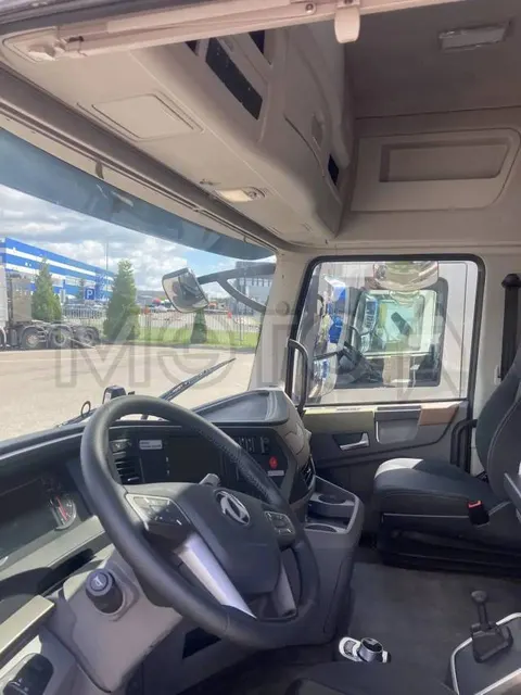 Грузовой тягач седельный Dongfeng GX 4x2, 2023 года