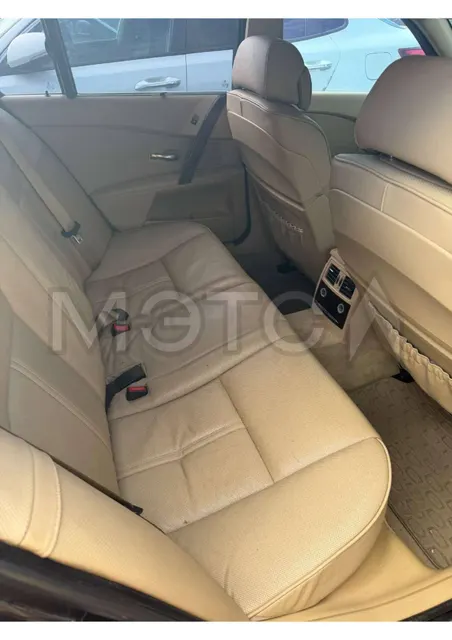 BMW 530I, 2005 года, 258 лс
