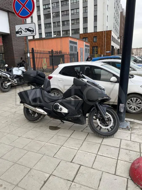 Мотоцикл HONDA NM4, 2015 года