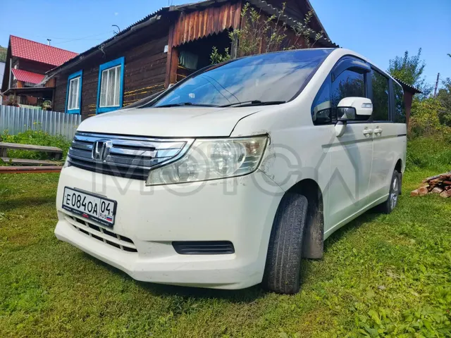 Honda Stepwgn, 2012 года, 150 лс
