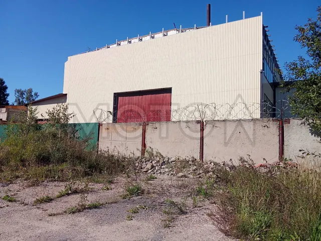 1/2 доля здания и 1/2 доля земельного участка в Костромской обл.