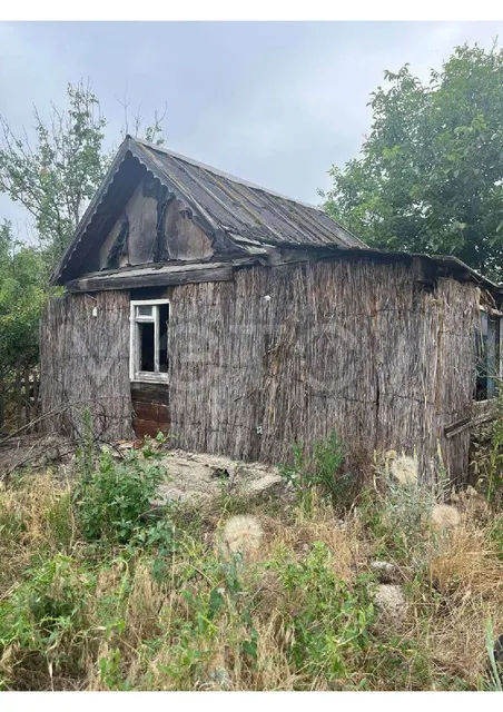 Здание и земельный участок 235 кв.м. в Астраханской обл.