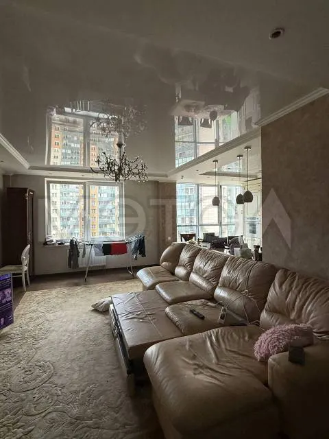 Квартира в Санкт-Петербурге, 111.1 кв.м, 2 комн.