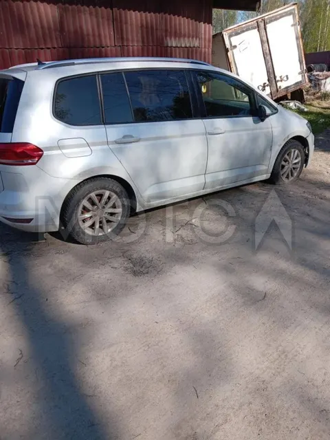Volkswagen Touran, 2018 года, 115 лс