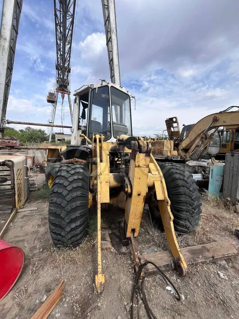 Автопогрузчик фронтальный Амкодор 333ВY3F333BO505