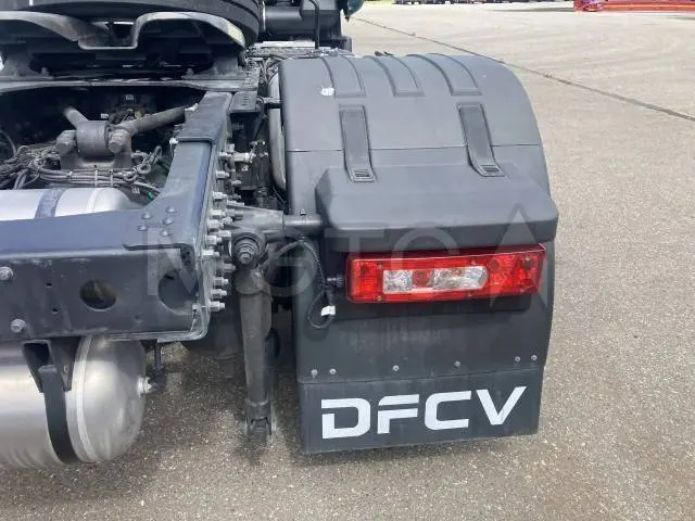 Грузовой тягач седельный Dongfeng GX 4x2, 2023 года