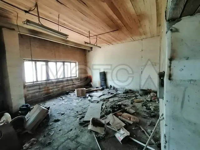 Здания и земельный участок 27012 кв.м. в Свердловской обл.