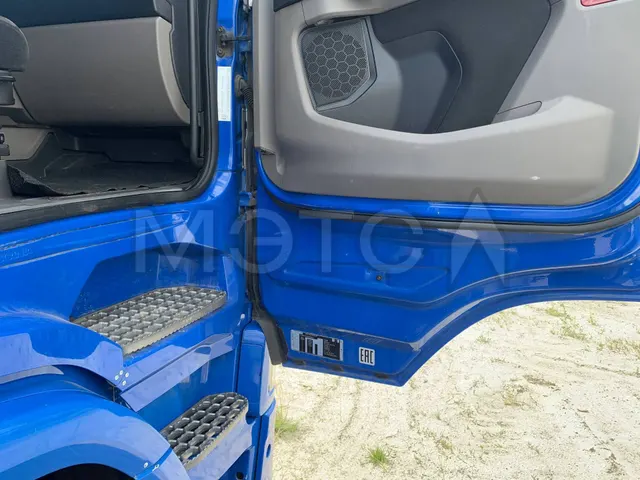 Грузовой тягач седельный SCANIA R4X200 ADR FL, 2020 года