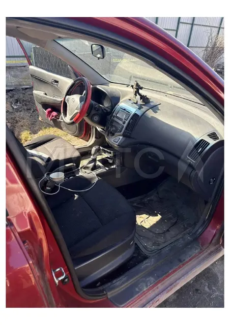 Hyundai i30, 2011 года, 126 лс, 325851 км