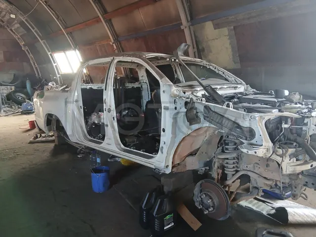 Toyota Hilux, 2015 года, 150 лс, полный привод