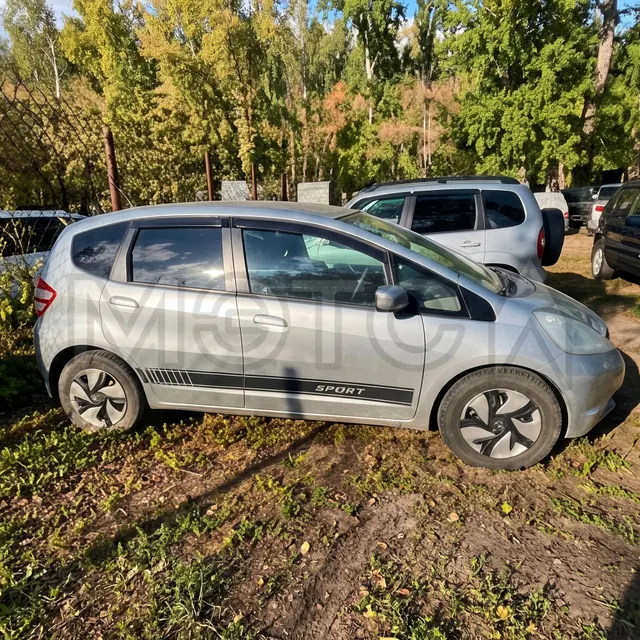 Honda Fit, 2010 года, 100 лс, 308583 км, АКПП